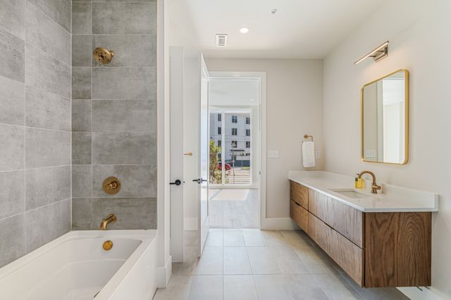 321 31st Ave N Apt 111, Nashville, TN 37203