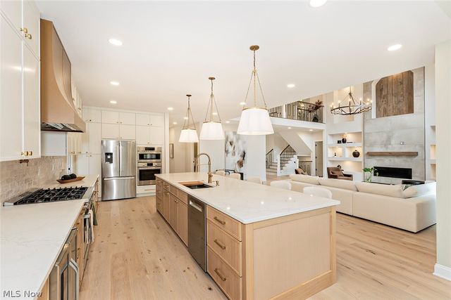 3376 Kersdale Road, Pepper Pike, OH 44124
