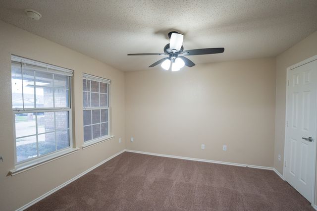 233 Willow Creek Lane, Terrell, TX 75160