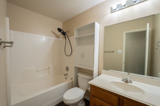 233 Willow Creek Lane, Terrell, TX 75160