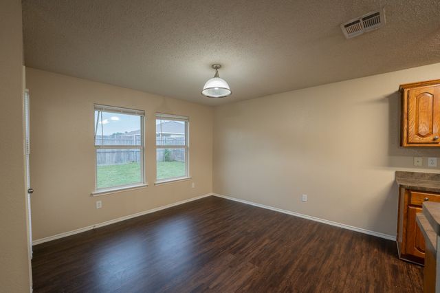 233 Willow Creek Lane, Terrell, TX 75160