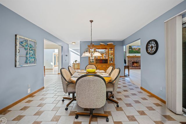 52522 Charing Way, Shelby Twp, MI 48315