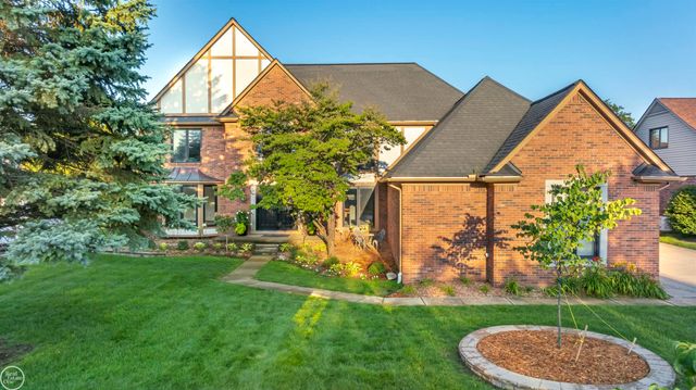 52522 Charing Way, Shelby Twp, MI 48315