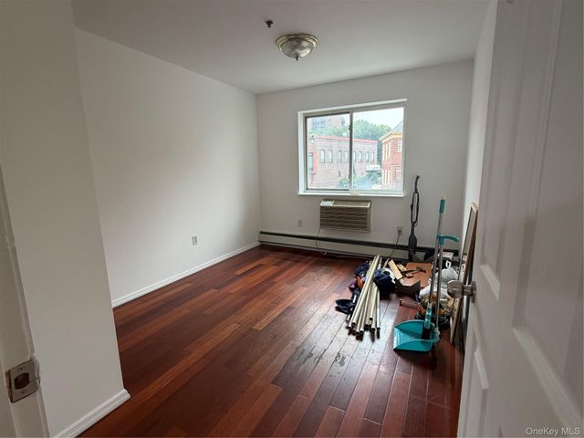 3451 Leavitt Street 3B, Flushing, NY 11354