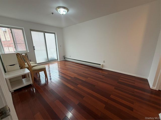 3451 Leavitt Street 3B, Flushing, NY 11354