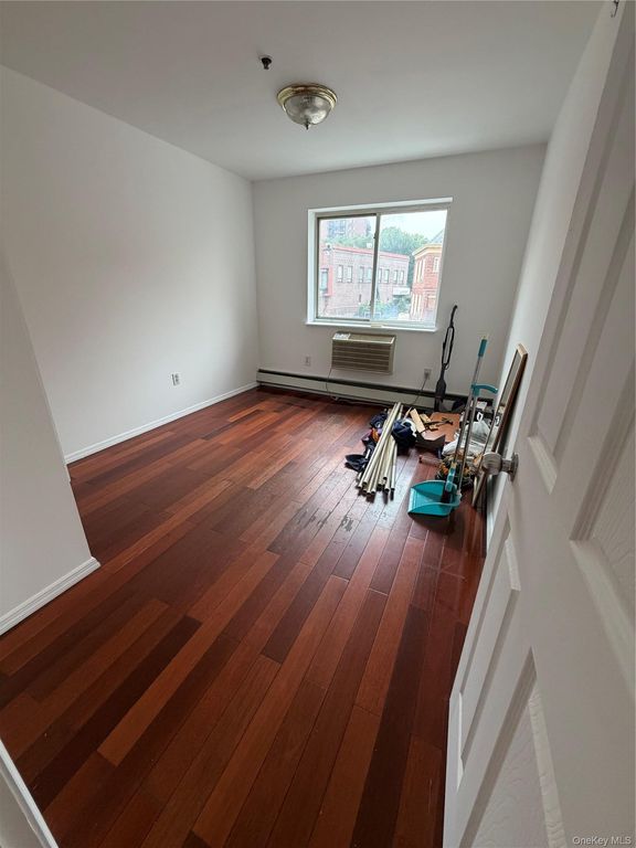 3451 Leavitt Street 3B, Flushing, NY 11354 — photo 4