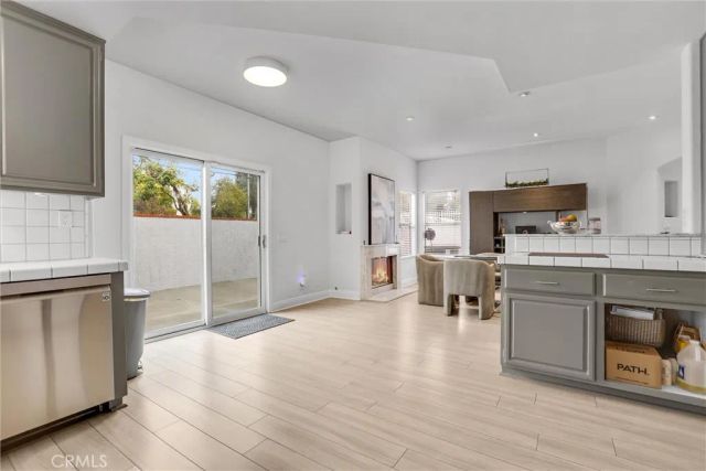 23205 Runnymede, West Hills, CA 91307