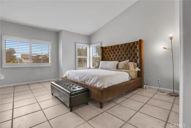 23205 Runnymede, West Hills, CA 91307