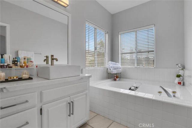 23205 Runnymede, West Hills, CA 91307