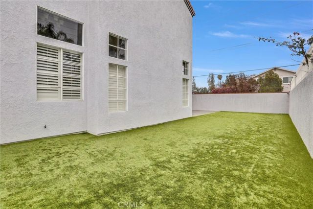 23205 Runnymede, West Hills, CA 91307