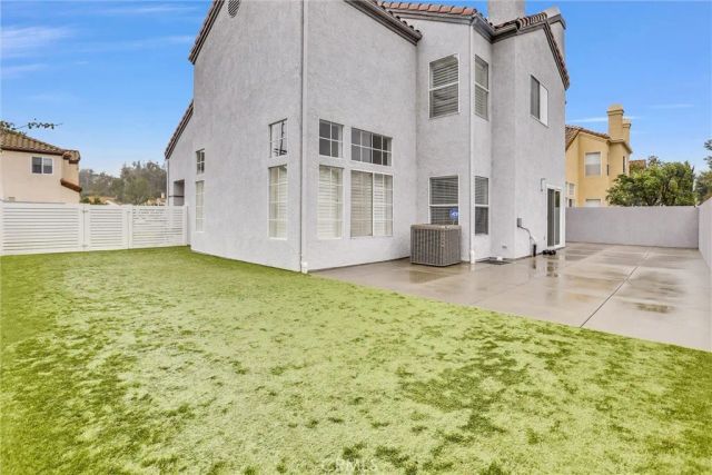 23205 Runnymede, West Hills, CA 91307