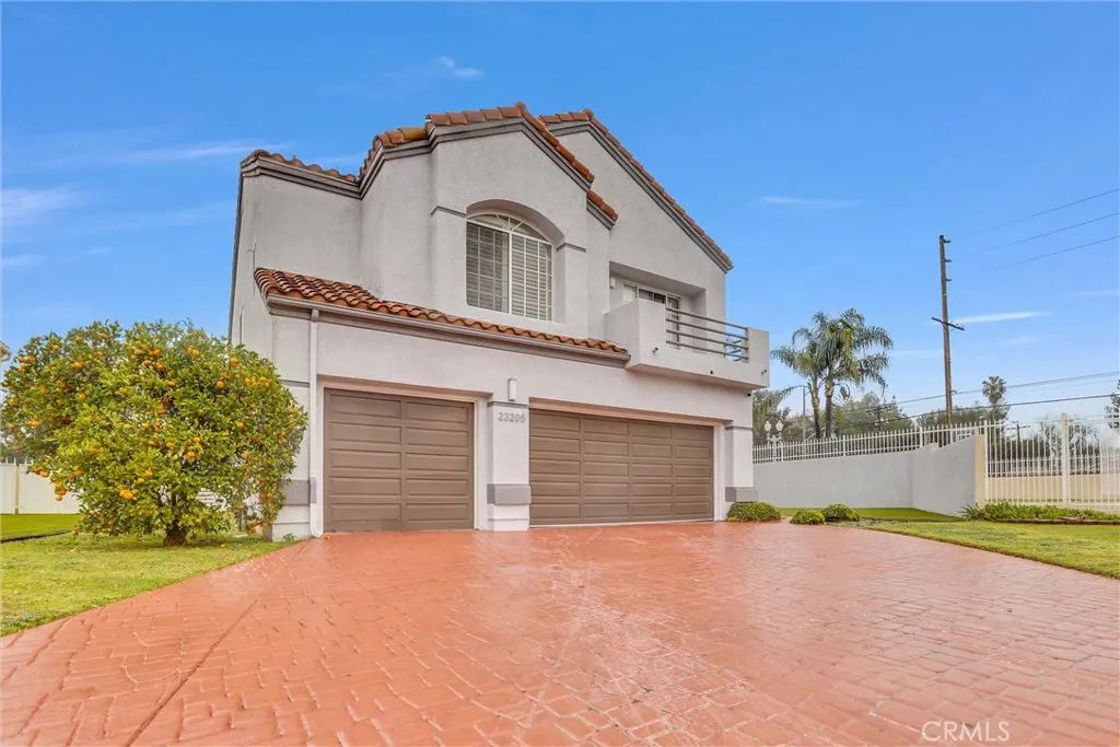 23205 Runnymede, West Hills, CA 91307