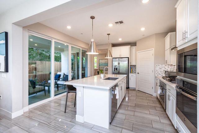 4089 Afterlight Ln, Roseville, CA 95747