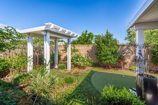 4089 Afterlight Ln, Roseville, CA 95747