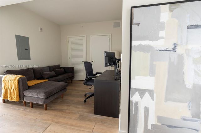 1010 Brickell Avenue 4311, Miami, FL 33131