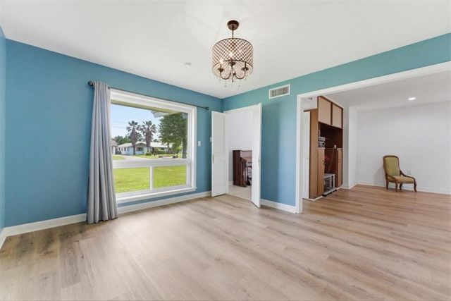 814 Holly St Street, Lake Charles, LA 70601