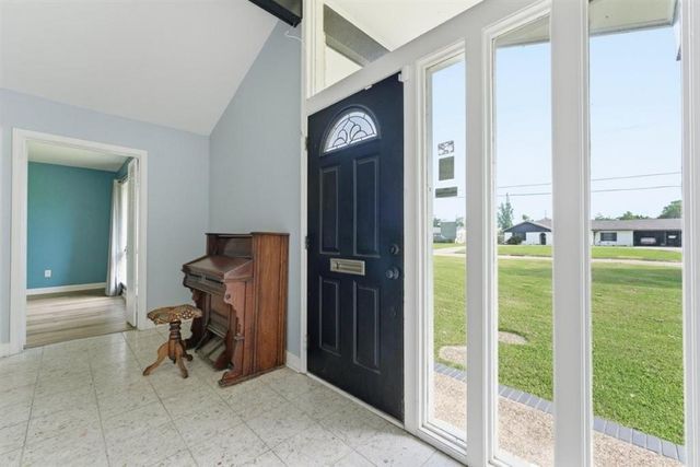 814 Holly St Street, Lake Charles, LA 70601