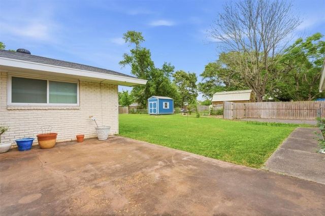 814 Holly St Street, Lake Charles, LA 70601