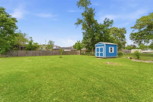 814 Holly St Street, Lake Charles, LA 70601