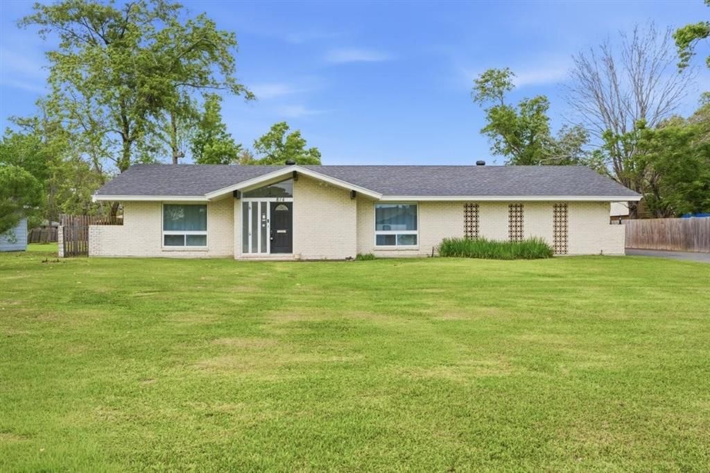 814 Holly St Street, Lake Charles, LA 70601