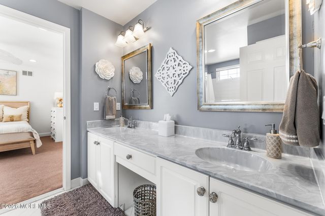 10 Turtle Hollow Drive, Manalapan, NJ 07726