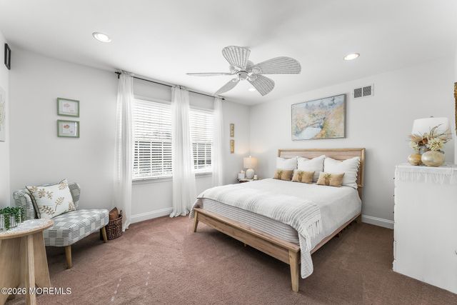 10 Turtle Hollow Drive, Manalapan, NJ 07726