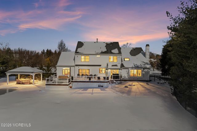 10 Turtle Hollow Drive, Manalapan, NJ 07726