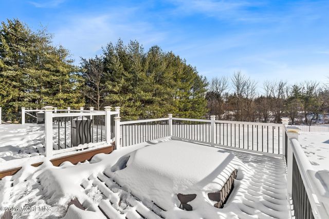 10 Turtle Hollow Drive, Manalapan, NJ 07726