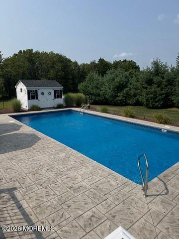 10 Turtle Hollow Drive, Manalapan, NJ 07726