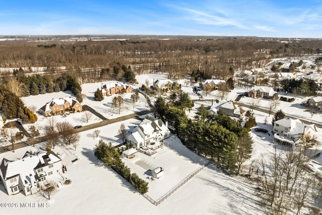 10 Turtle Hollow Drive, Manalapan, NJ 07726