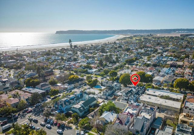 953 E Ave, Coronado, CA 92118