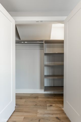 729 N Sangamon Street 410, Chicago, IL 60642