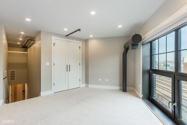 729 N Sangamon Street 410, Chicago, IL 60642