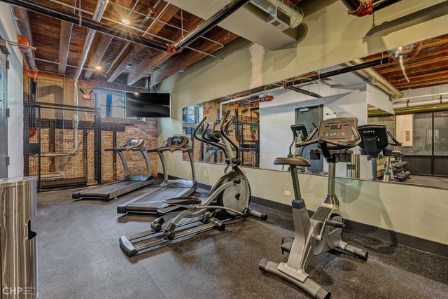 729 N Sangamon Street 410, Chicago, IL 60642