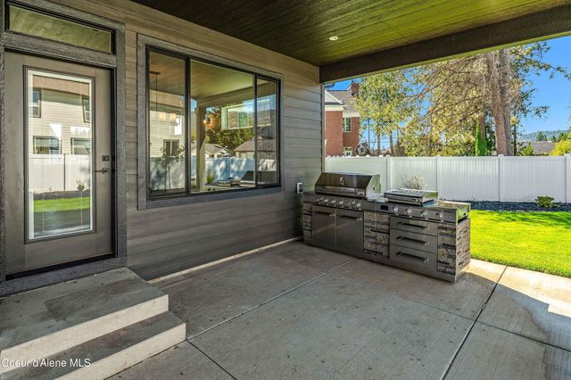 14901 N LIANE LN, Rathdrum, ID 83858