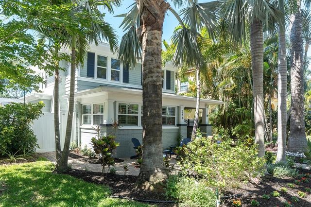 248 14TH AVENUE NE, St Petersburg, FL 33701
