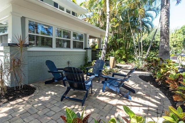 248 14TH AVENUE NE, St Petersburg, FL 33701