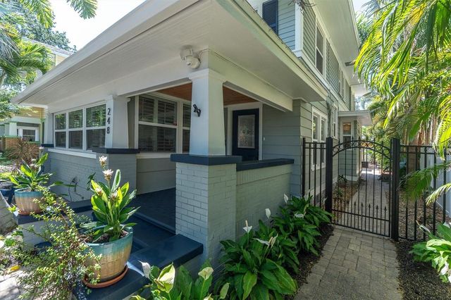 248 14TH AVENUE NE, St Petersburg, FL 33701