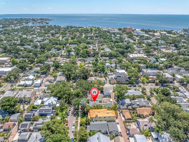 248 14TH AVENUE NE, St Petersburg, FL 33701