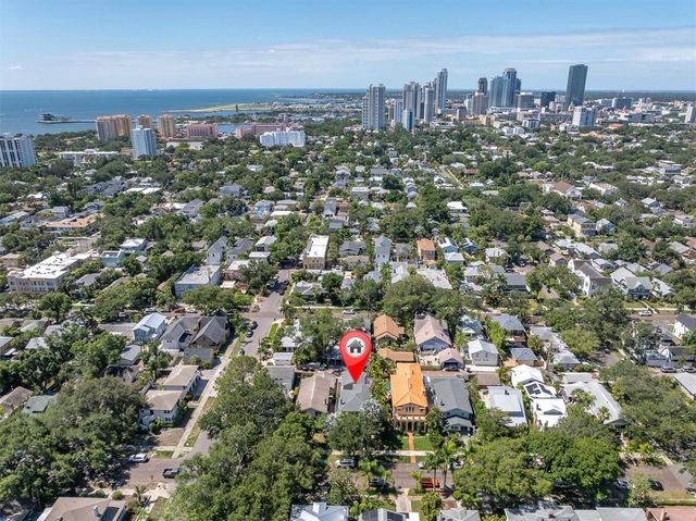 248 14TH AVENUE NE, St Petersburg, FL 33701