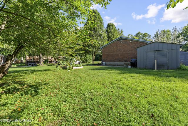 223 Bridlewood Dr, Shepherdsville, KY 40165