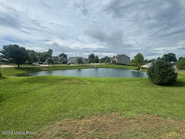 223 Bridlewood Dr, Shepherdsville, KY 40165
