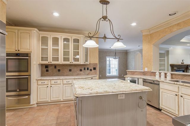 5306 Norborne Lane, Houston, TX 77069