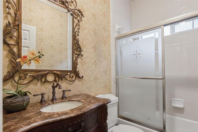 5306 Norborne Lane, Houston, TX 77069