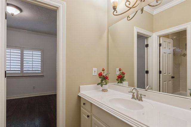 5306 Norborne Lane, Houston, TX 77069