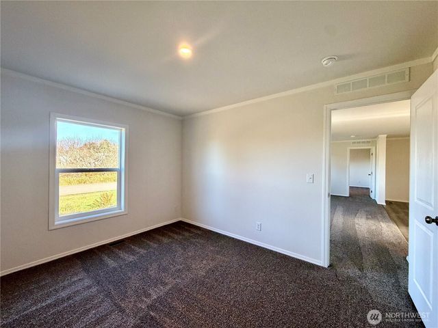 299 Octopus Avenue NE, Ocean Shores, WA 98569