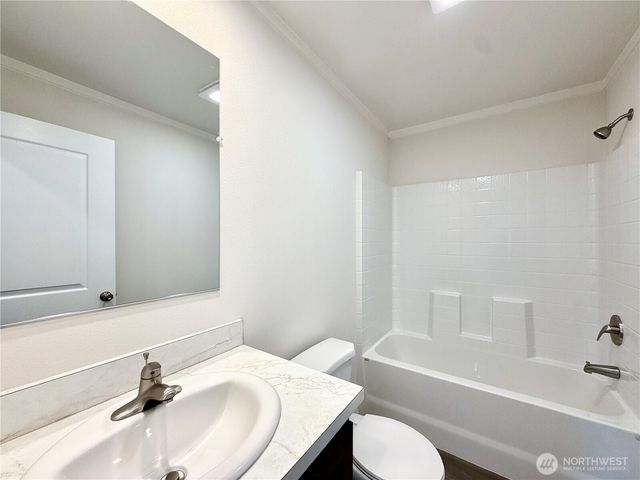 299 Octopus Avenue NE, Ocean Shores, WA 98569