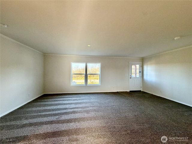 299 Octopus Avenue NE, Ocean Shores, WA 98569