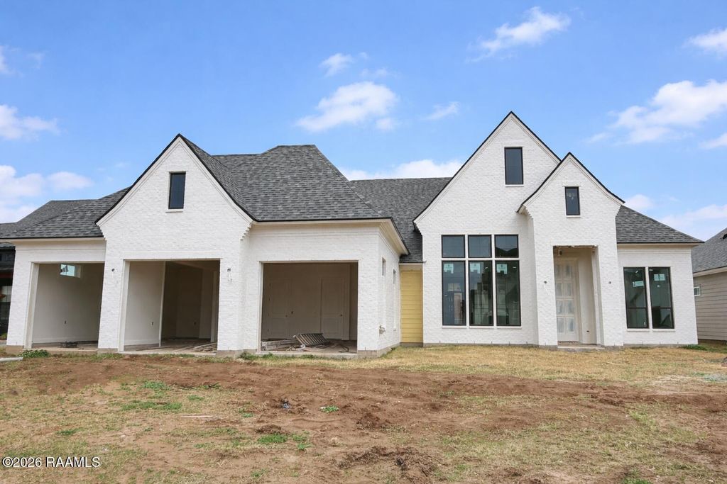 106 Sabal Grove Lane, Youngsville, LA 70592