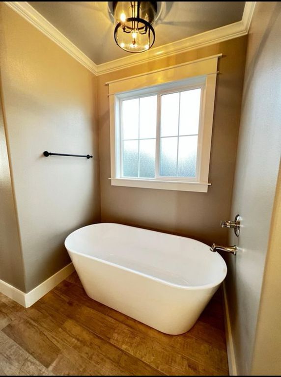 Image 20 of property listing at 1958 Beaty Rd, San Angelo, TX 76904
